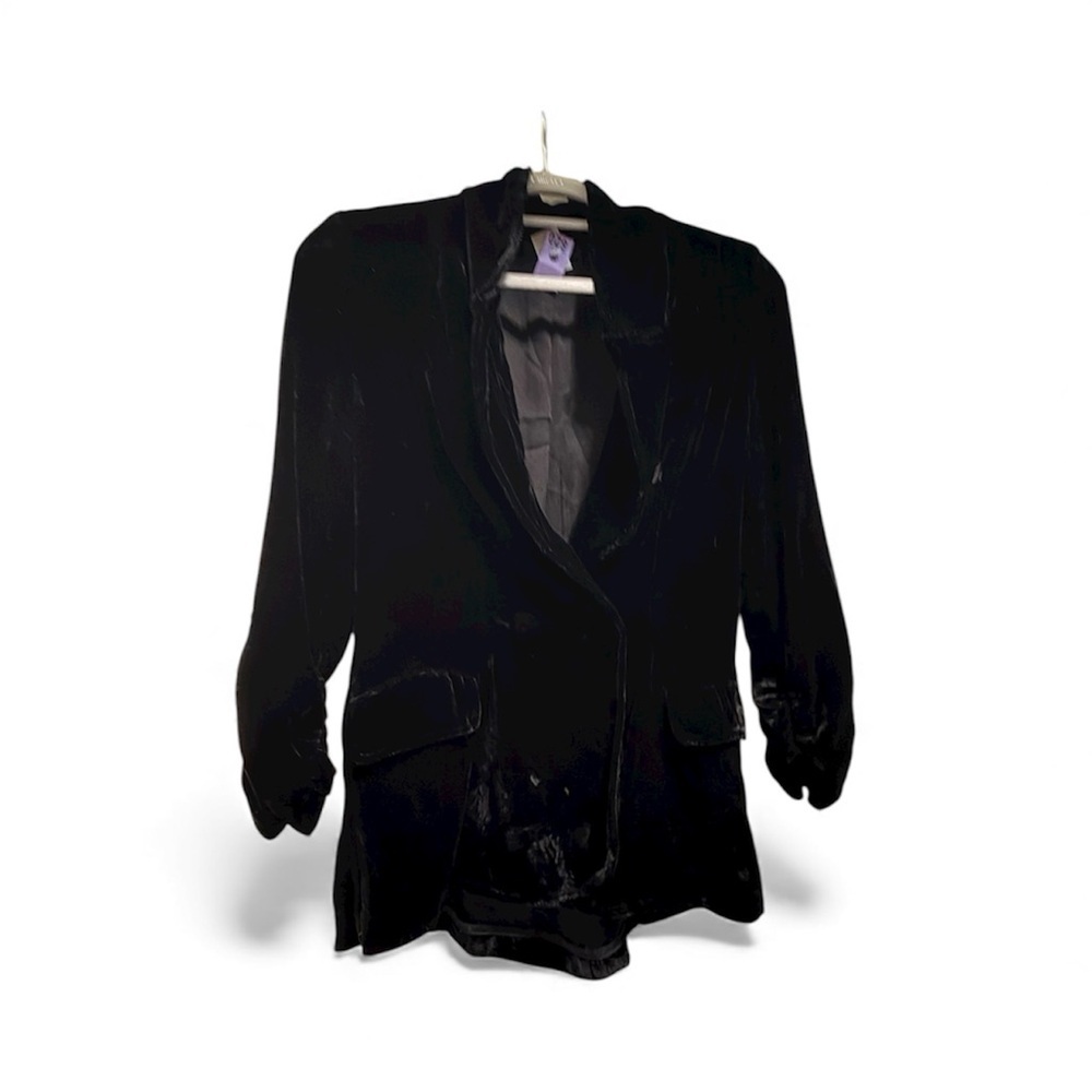 VELVET 🖤 HEART Elegant Luxe Black Velvet Blazer - Picture 9 of 13